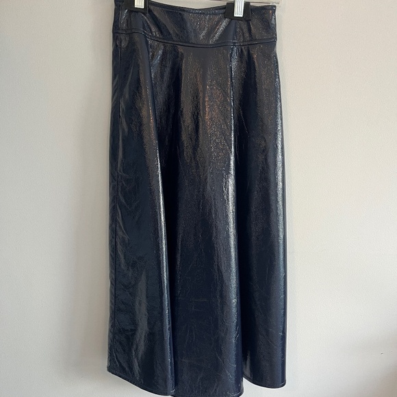Crackled Pleather Navy Skirt by Essentiel Antwerp - Picture 3 of 5